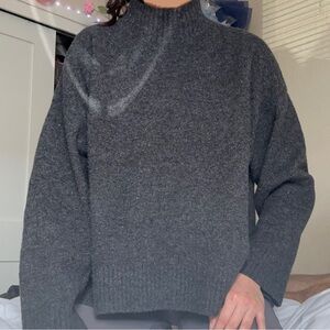 Uniqlo XL Souffle Yarn High Neck Long-Sleeve Sweater